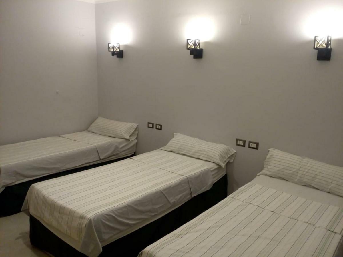 Venus Hostel Il Il Cairo Esterno foto